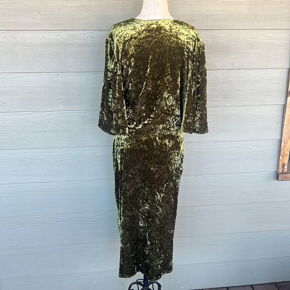 Alexia Admor Velvet Wrap Dress - Missing Belt! - Picture 8 of 12